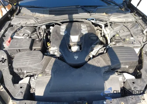 2015 Maserati Ghibli z USA, uszkodzony, nr VIN ZAM57XSA1F1133056